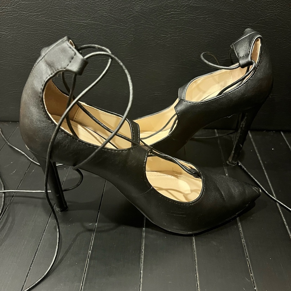 Black Closed Heel Strapped Shoes